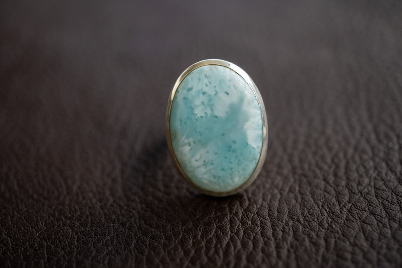 Bague ovale avec larimar