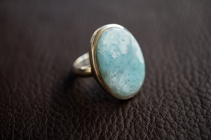 Bague ovale avec larimar