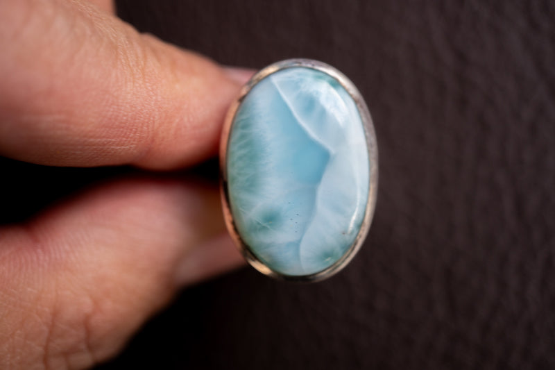 Ovaler Ring mit Larimar