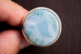 Ovaler Ring mit rundem Larimar