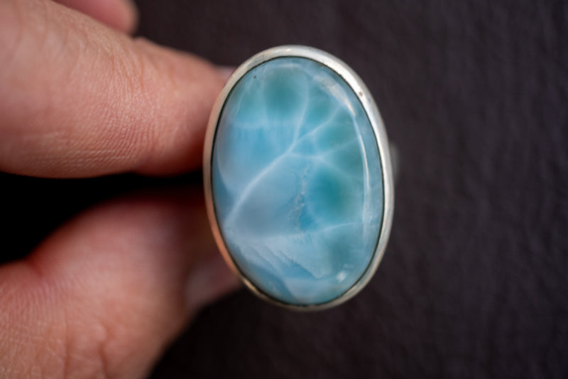 Ovaler Ring mit Larimar