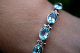 Bracelet avec topaze bleue