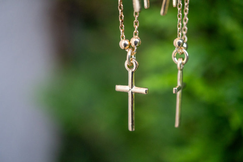 Boucles d'oreilles avec croix