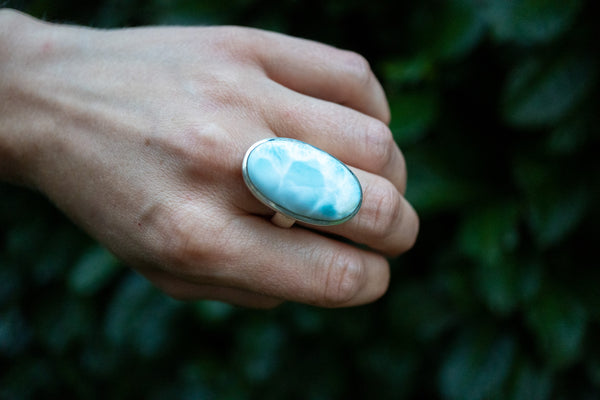 Bague ovale avec larimar