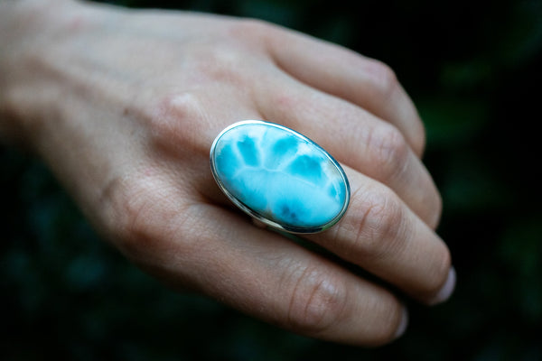 Bague ovale avec larimar