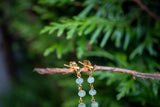 Boucles d'oreilles avec préhnite en forme de feuilles