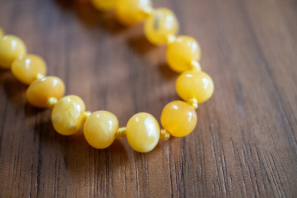 Collier en ambre pour bébés