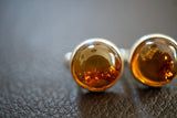 Boucles d'oreilles tige avec ambre cognac