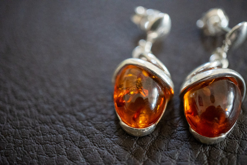 Boucles d'oreilles avec ambres cognac