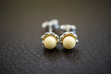 Boucles d'oreilles tige avec ambres blanc