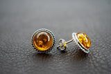 Boucles d'oreilles tige avec ambre cognac