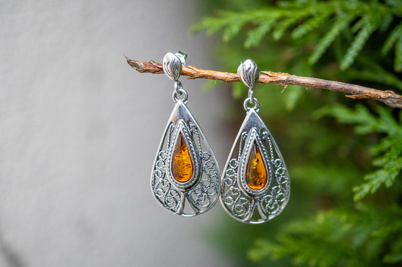 Boucles d'oreilles avec ambre cognac