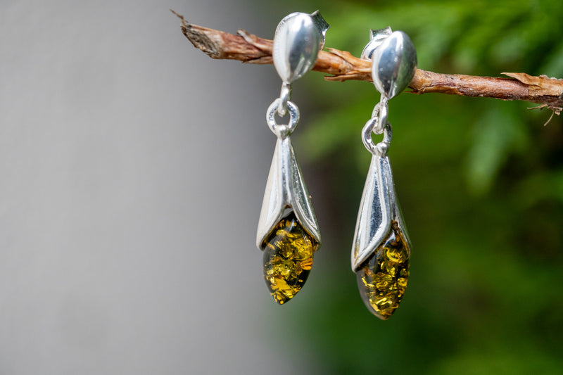 Boucles d'oreilles avec ambre vert