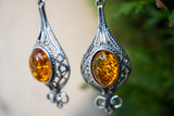 Boucles d'oreilles avec ambre cognac