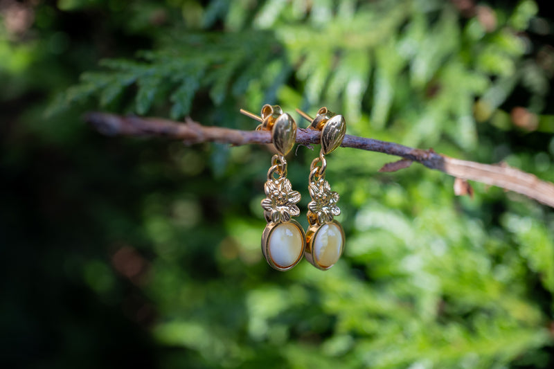 Boucles d'oreilles avec ambre blanc