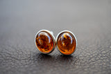 Boucles d'oreilles tige avec ambre cognac