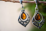 Boucles d'oreilles avec ambre cognac