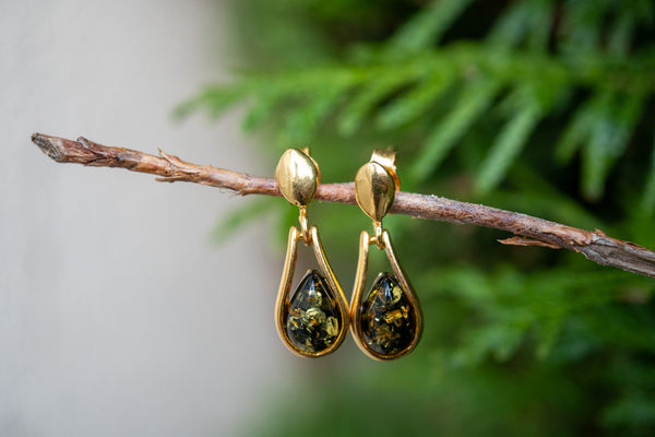 Boucles d'oreilles avec ambre vert