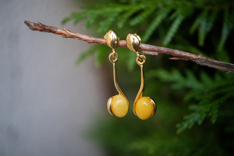 Boucles d'oreilles avec ambre blanc