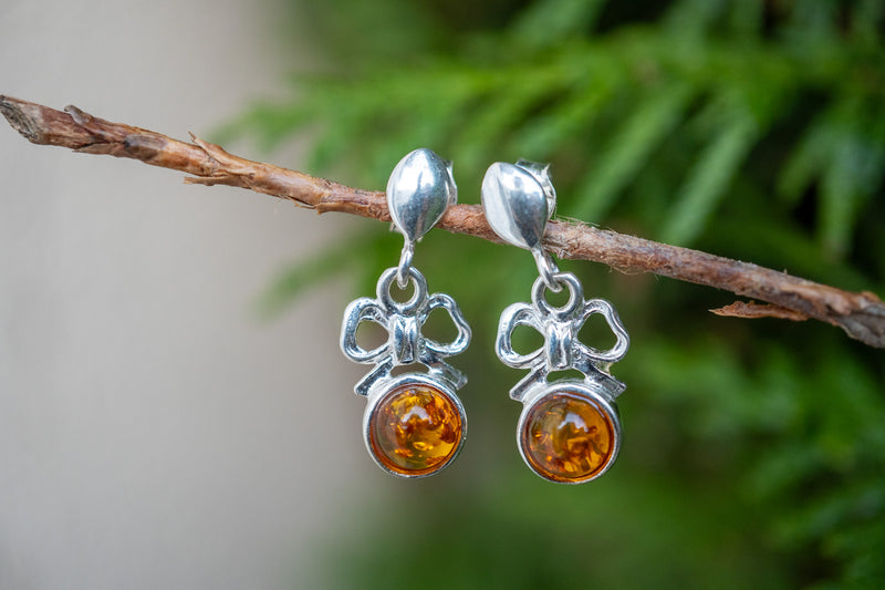 Boucles d'oreilles avec ambre cognac