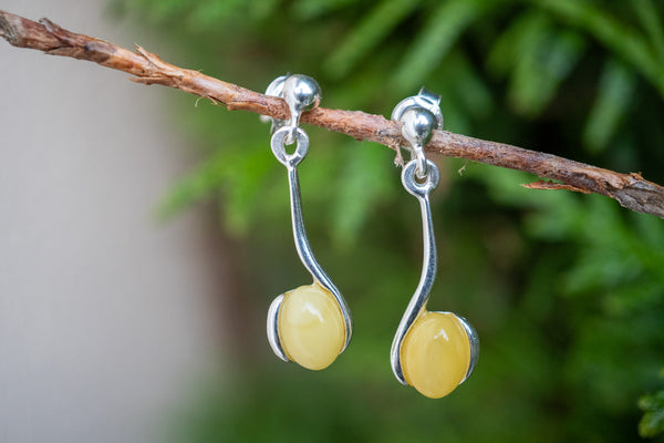 Boucles d'oreilles avec ambres blancs