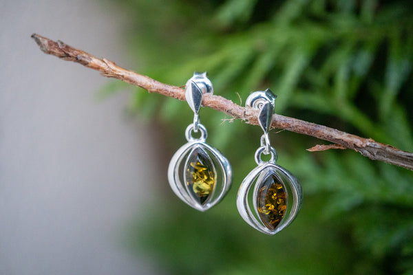 Boucles d'oreilles avec ambre vert