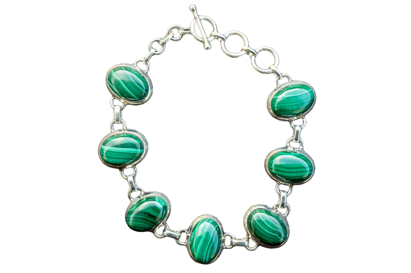 Bracelet with malachite