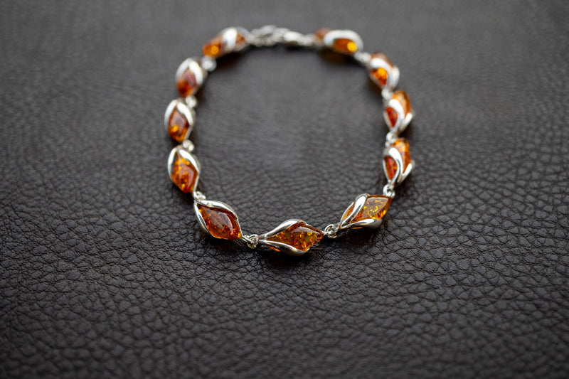 Bracelet in Baltic Cognac Amber and 925 Silver