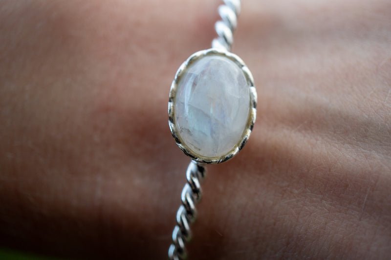 Bracelet en argent 925 avec labradorite blanche (pierre de lune arc-en-ciel)