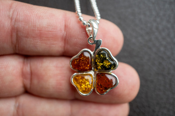 925 Silver Clover Pendant with Multicolored Baltic Sea Amber (Large)