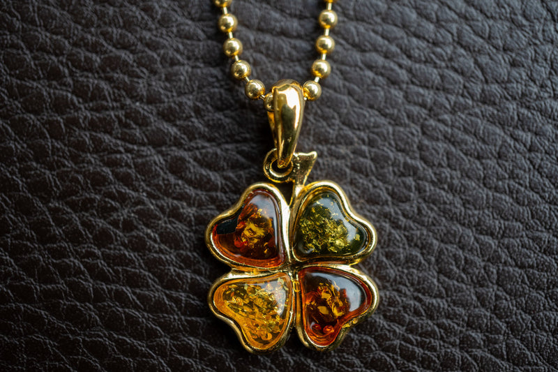 925 Silver Clover Pendant with Multi-Colored Baltic Sea Amber – Large Model