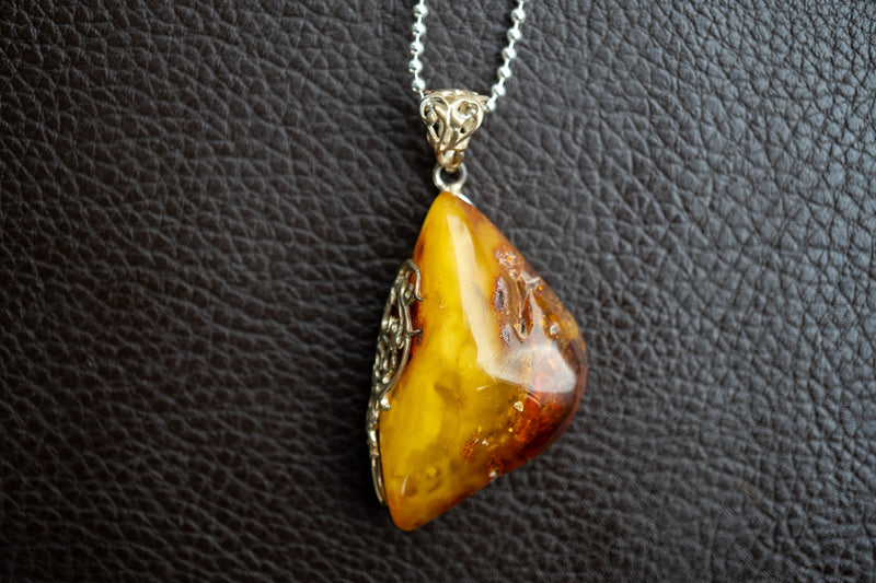 925 Silver Pendant with Yellow Baltic Sea Amber