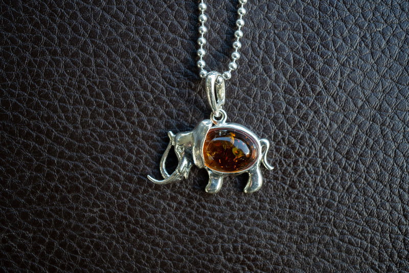 Elegant 925 Silver Elephant Pendant with Cognac Amber (Large)