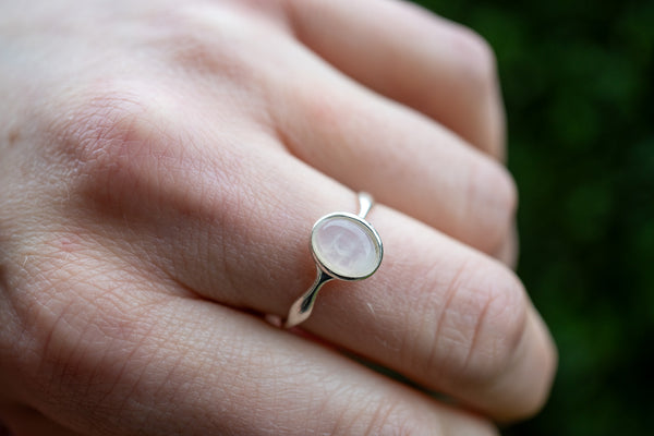 Bague avec quartz rose fin