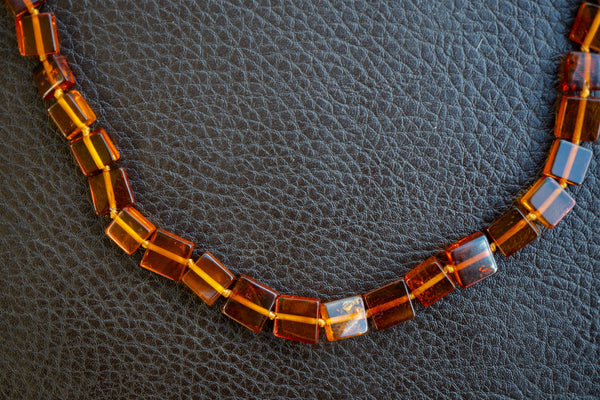 Collier pour Bébé en Ambre Cognac