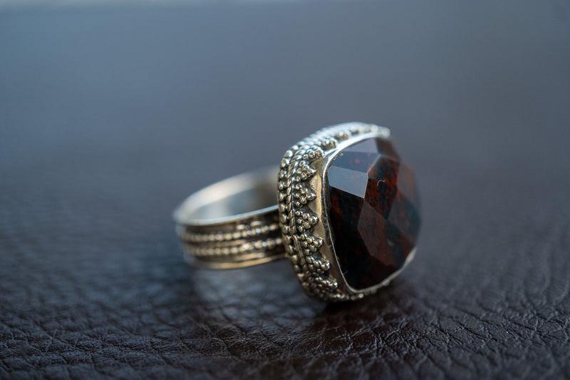 Silver ring with natural bloodstone (heliotrope) (Faceted)