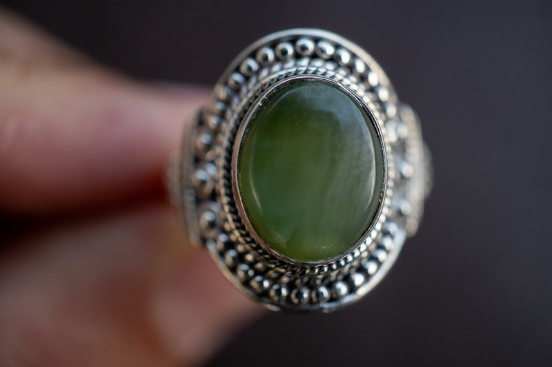 Ethnic ring in 925 silver with nephrite (jade)