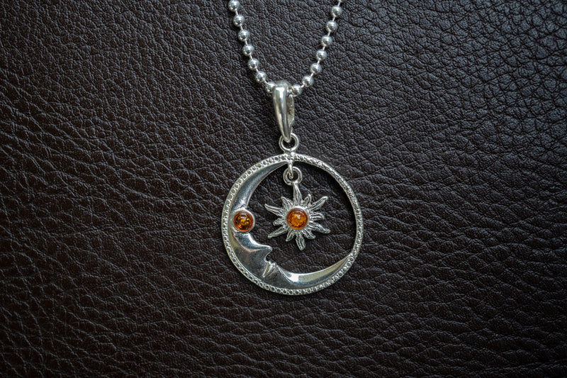 Pendentif soleil et lune en argent 925 avec ambres cognacs de la Mer Baltique