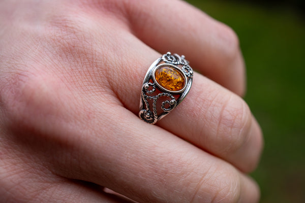 Bague filigrane d'ambre cognac