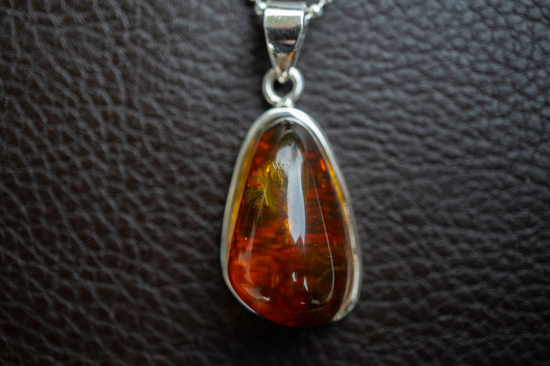 Pendentif en Argent 925 avec Ambre Cognac de la Mer Baltique