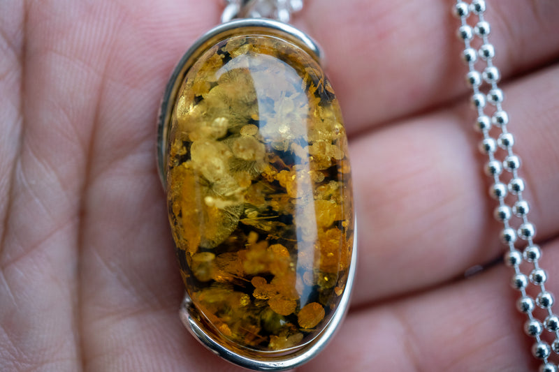 925 Silver Pendant with Oval Yellow Amber from the Baltic Sea